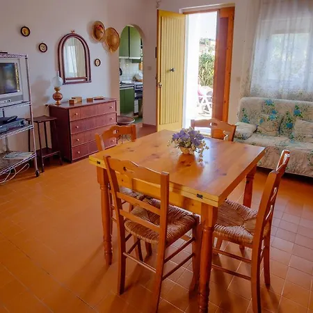 Hébergement de vacances Dalle Grotte Al Mare *